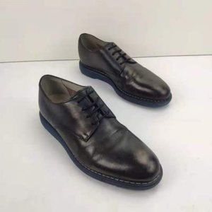 Black business dress shoes